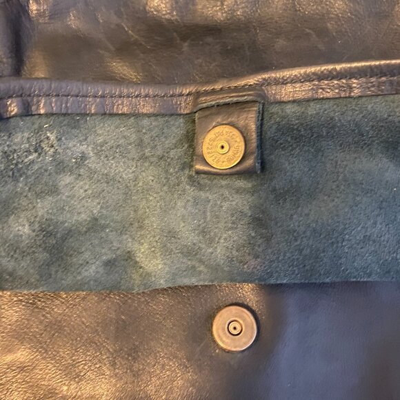 C.A.S. Handmade Leather Messenger Bag - Picture 3 of 8